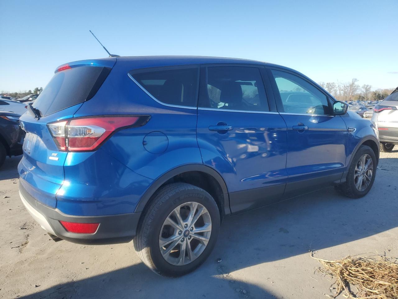 Ford Escape Se Image 2