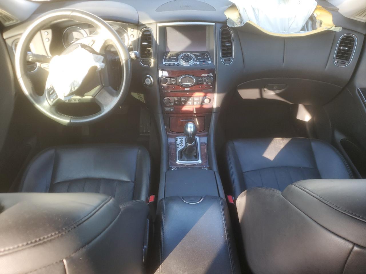 INFINITI Qx Image 11