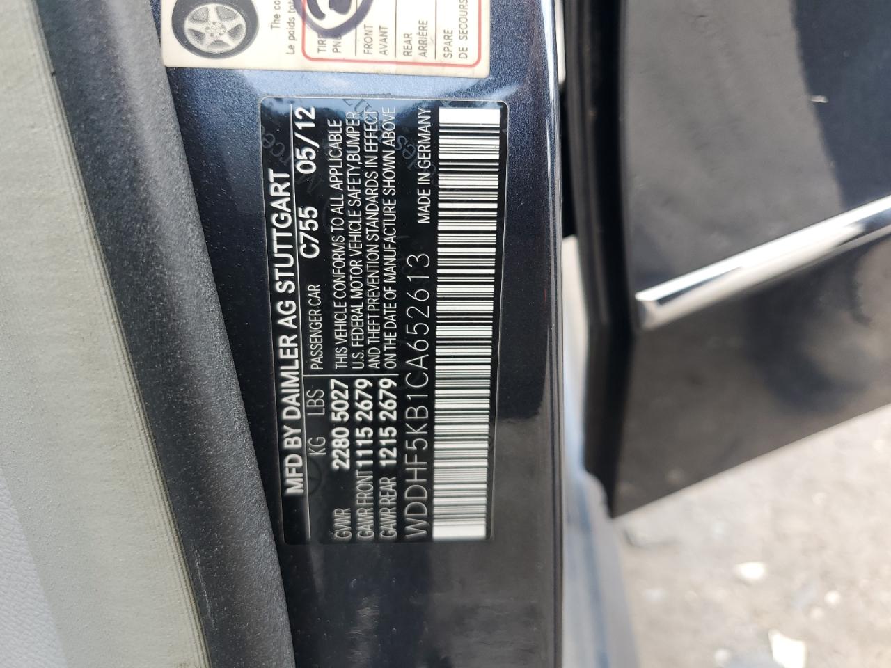 Mercedes-Benz E-Class 350 Image 10