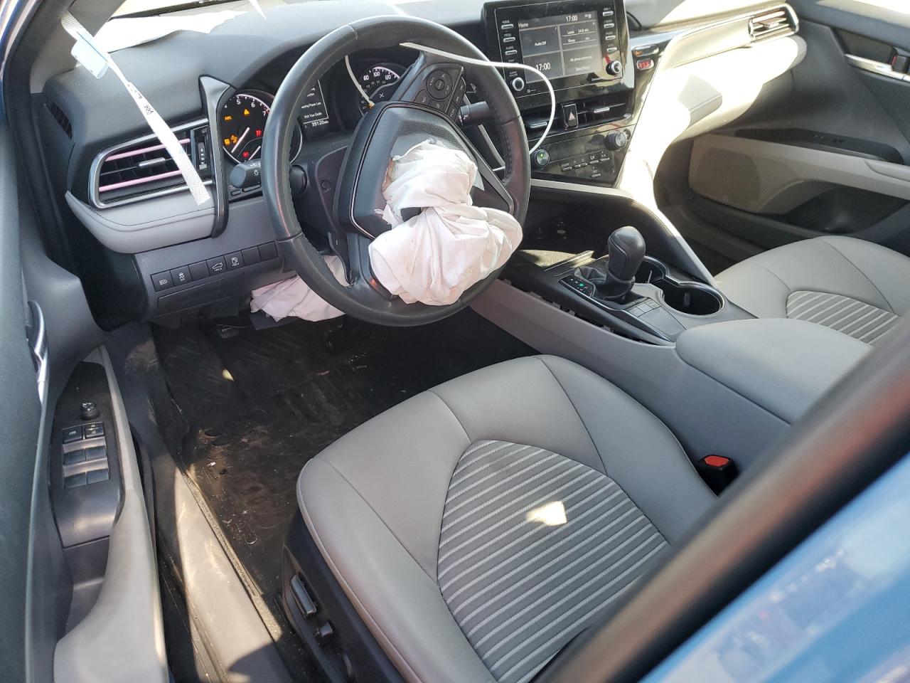 Toyota Camry Se Night Shade Image 10