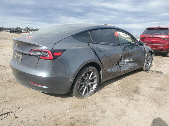 Tesla Model 3 Image 2