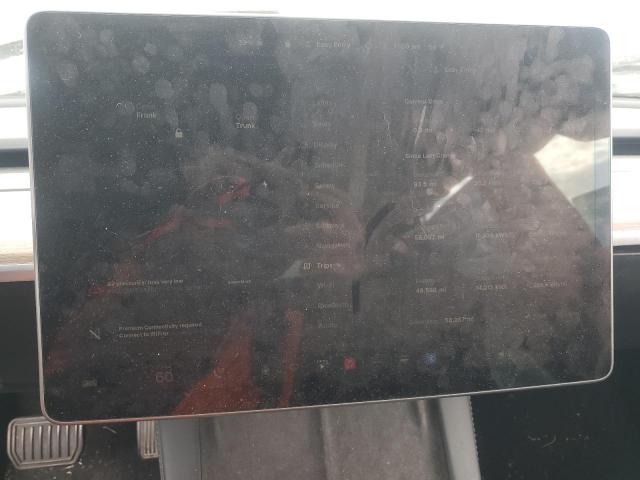 Tesla Model 3 Image 6