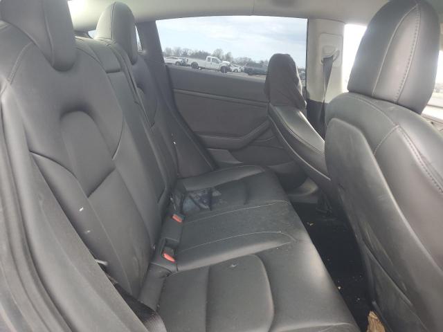 Tesla Model 3 Image 8