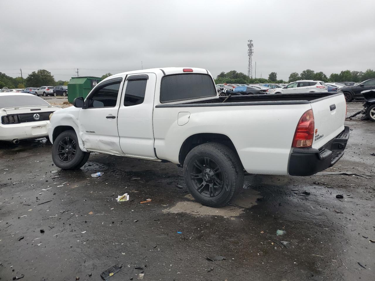 Toyota Tacoma Access Cab Image 6