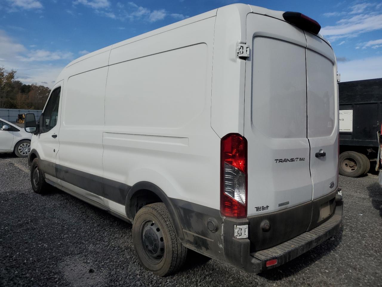 Ford Transit T-250 Image 2