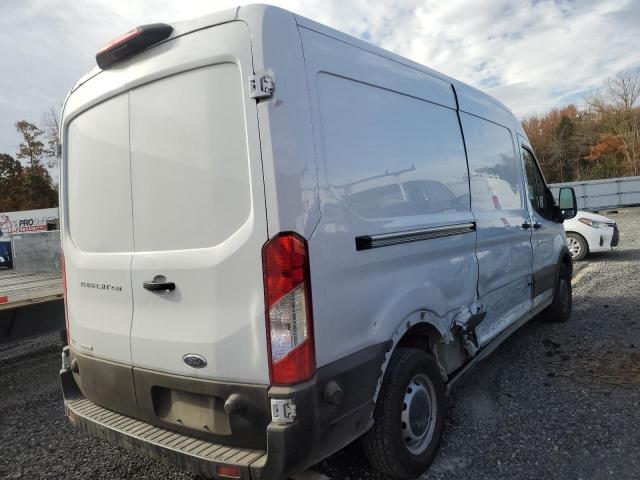 Ford Transit T-250 Image 4