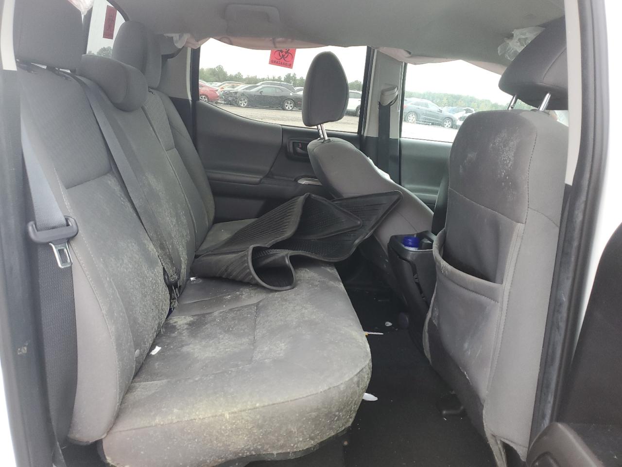 Toyota Tacoma Double Cab Image 8