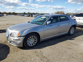  Salvage Chrysler 300