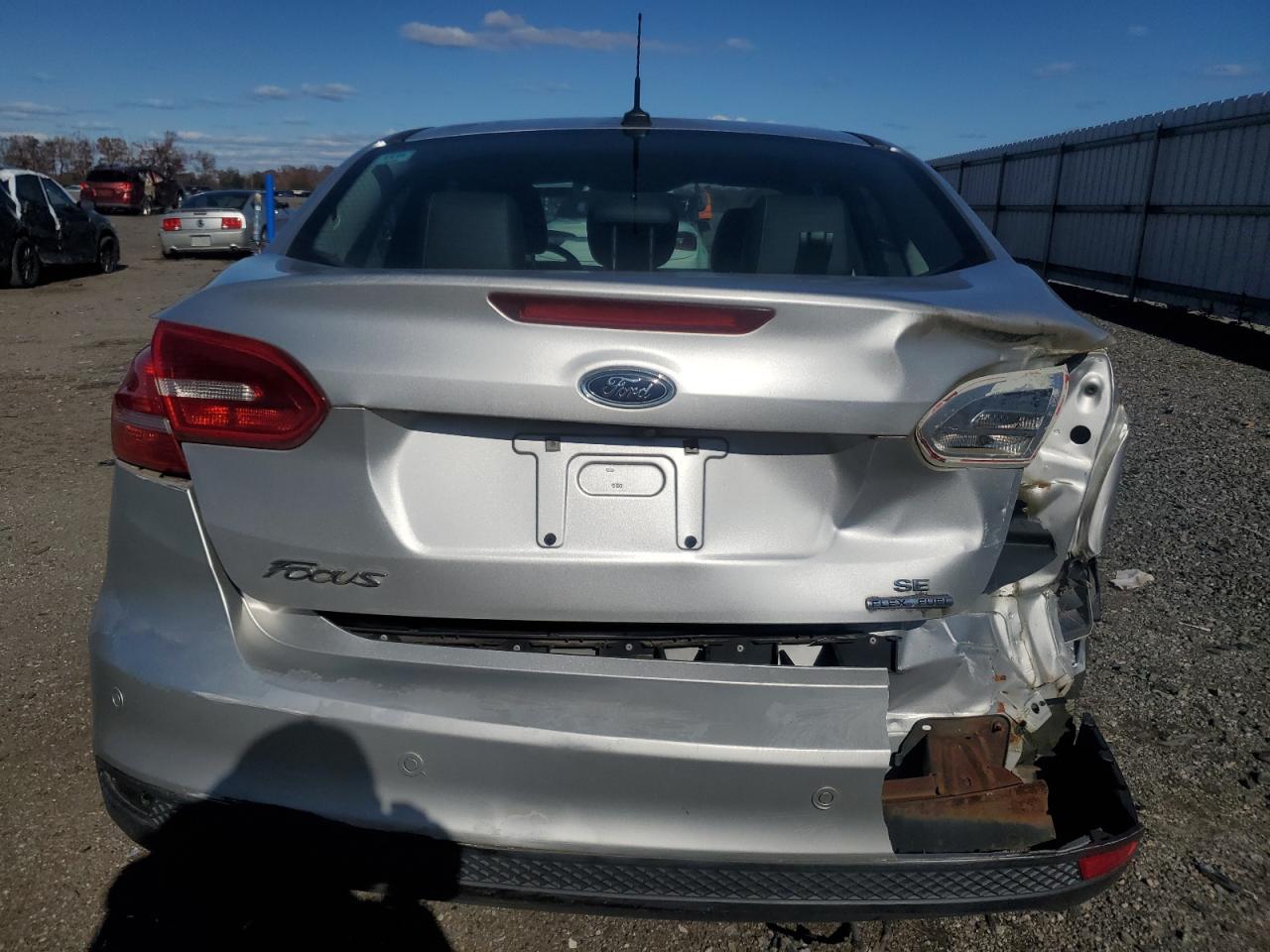 Ford Focus Se Image 8