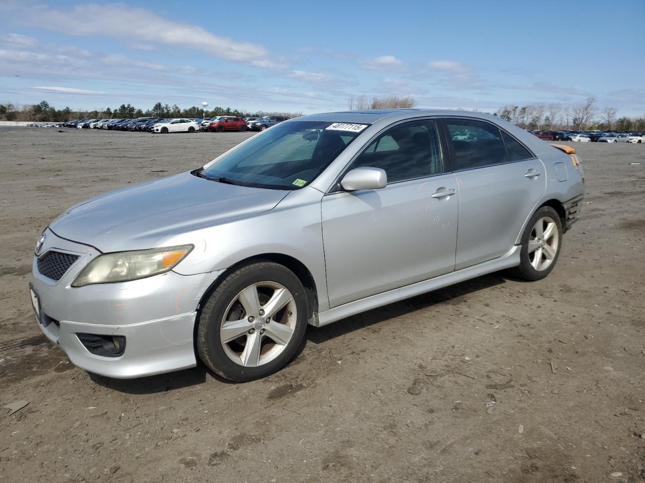 Toyota Camry Base Image 1
