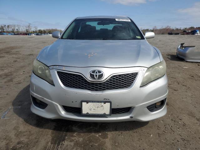 Toyota Camry Base Image 10