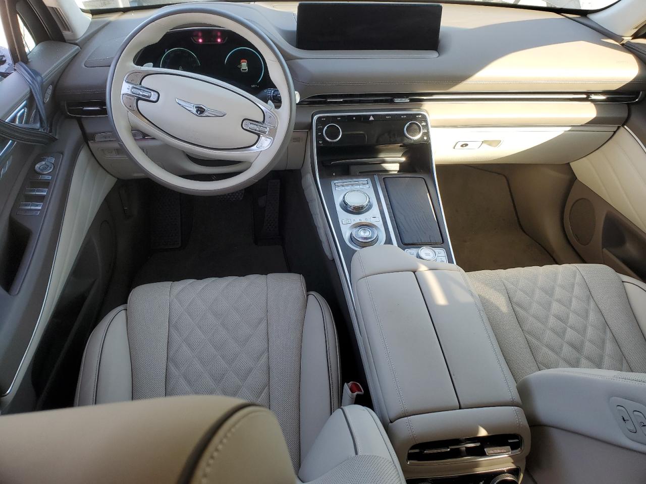 Genesis GV80 Base Image 9