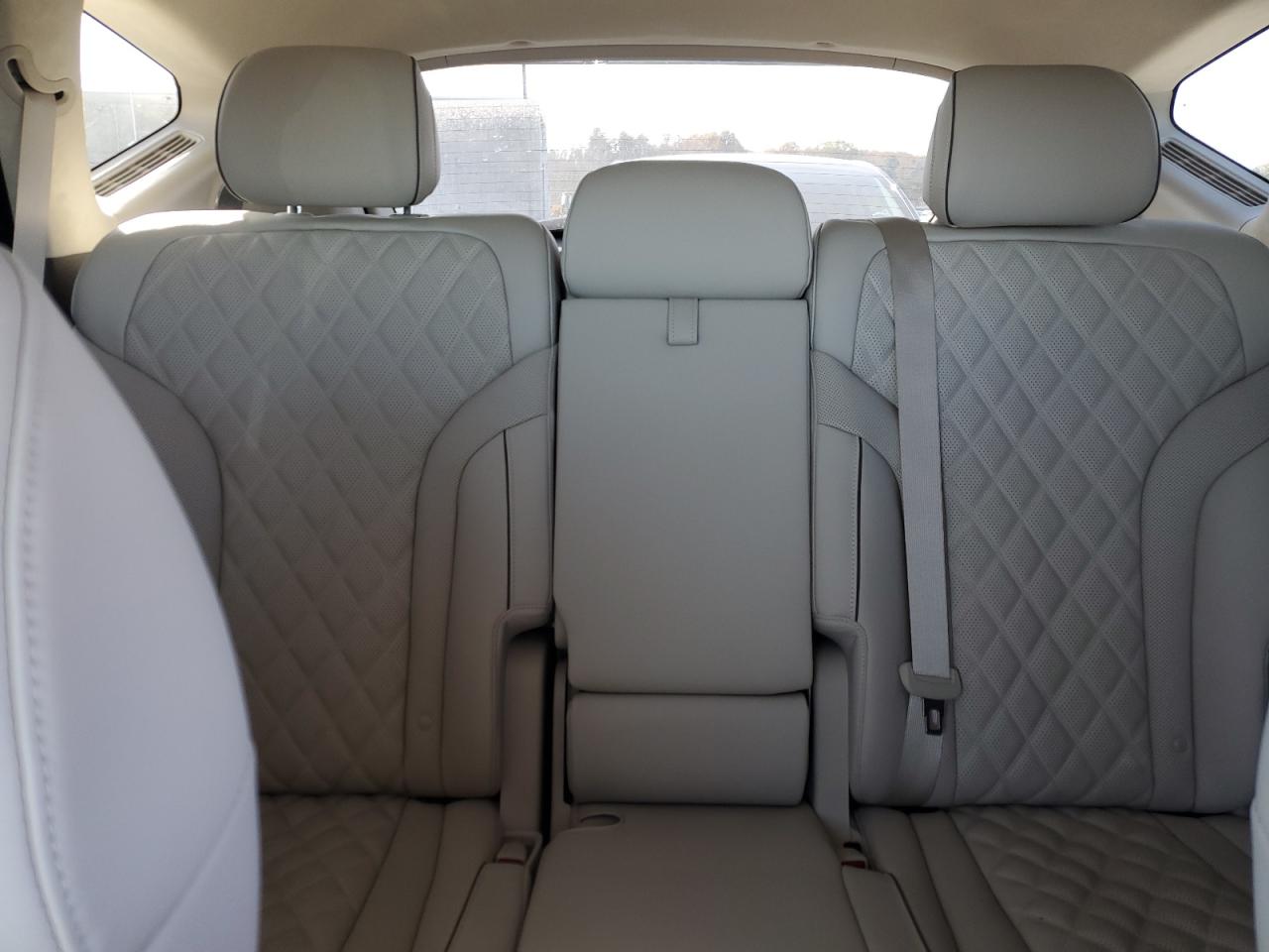 Genesis GV80 Base Image 11