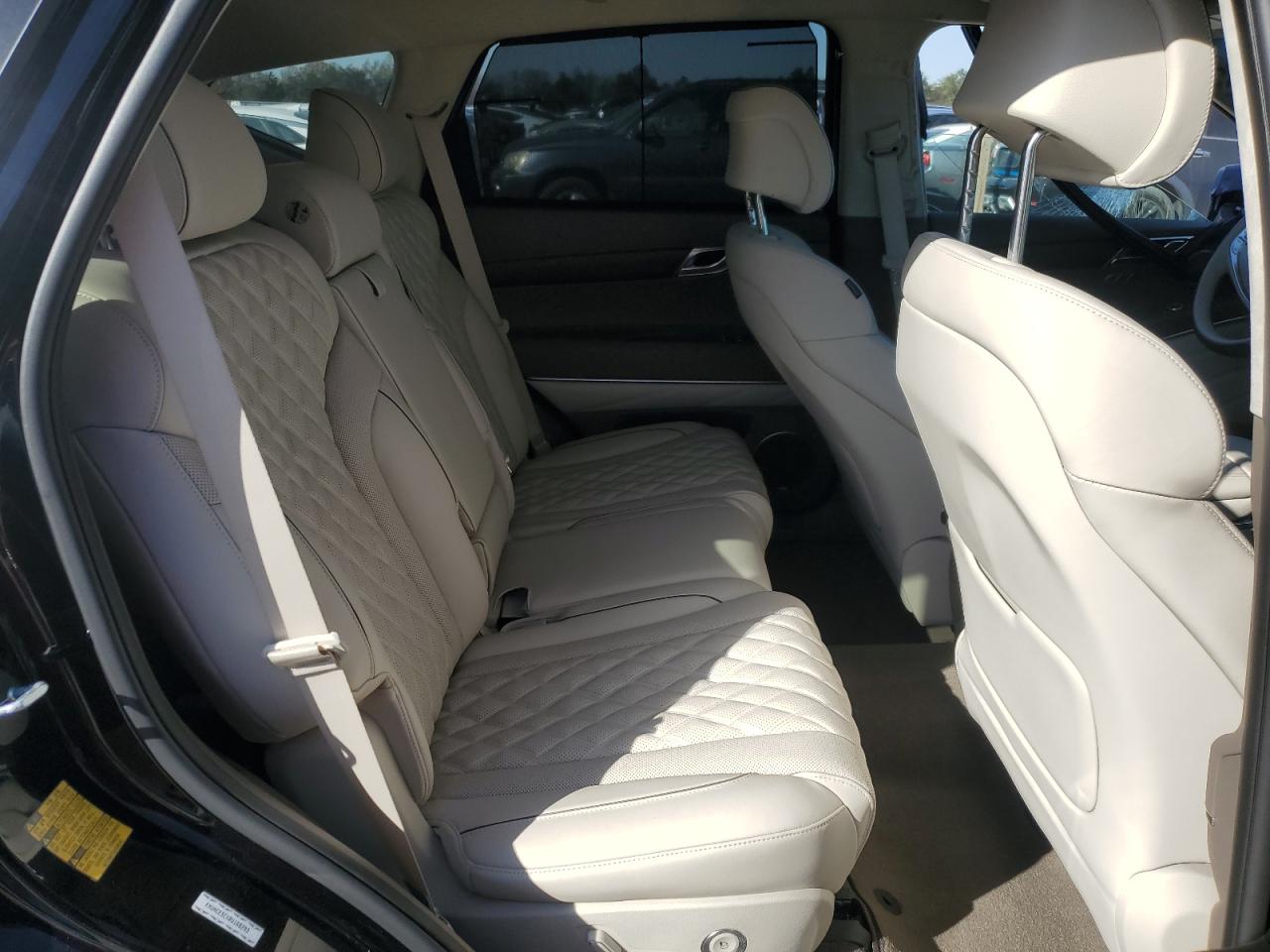 Genesis GV80 Base Image 8