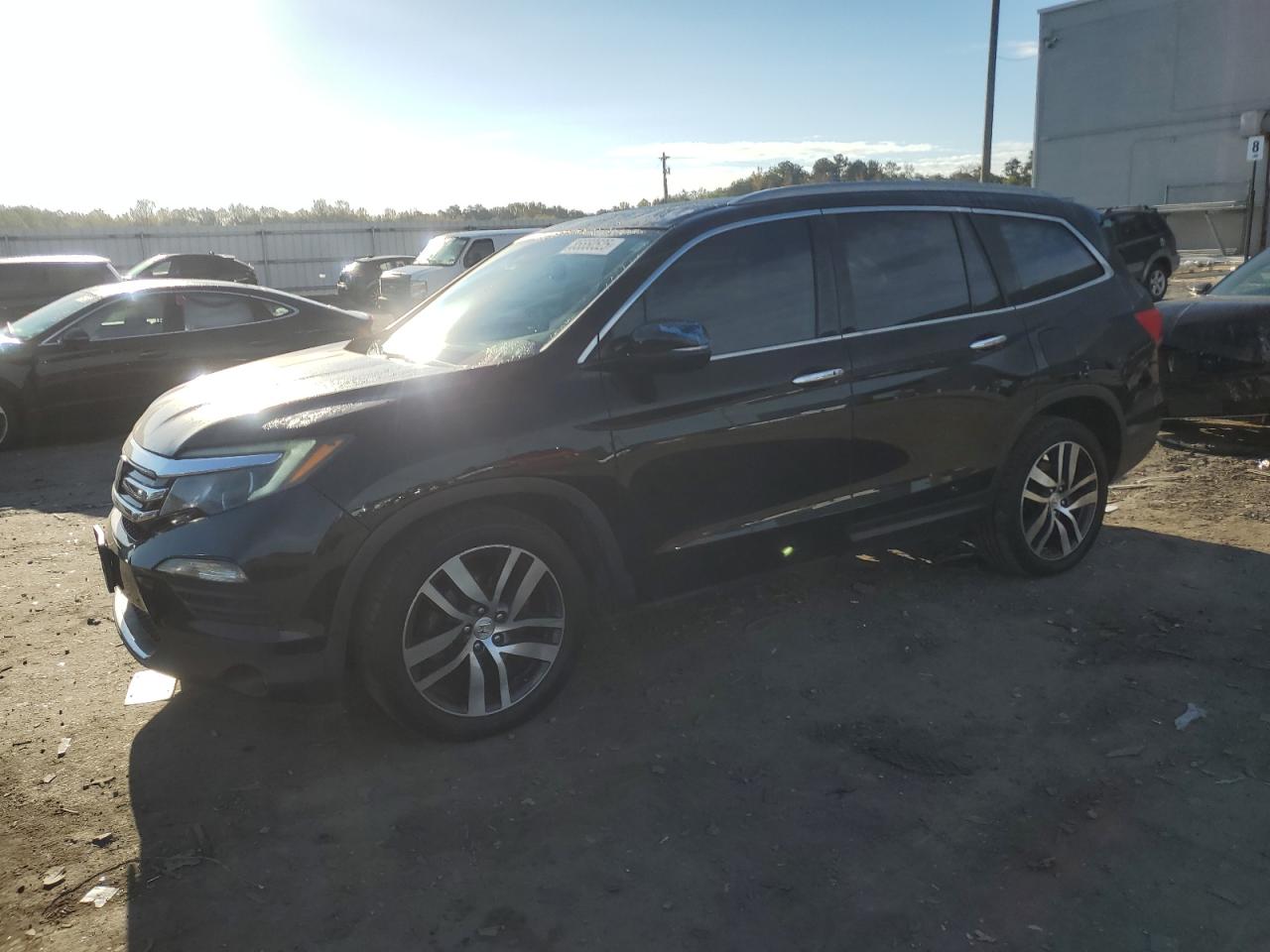 Honda Pilot Touring Image 1