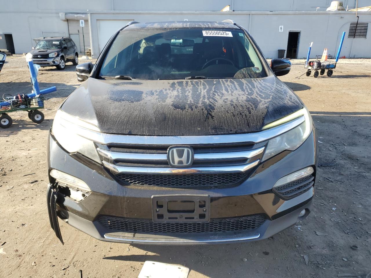 Honda Pilot Touring Image 2
