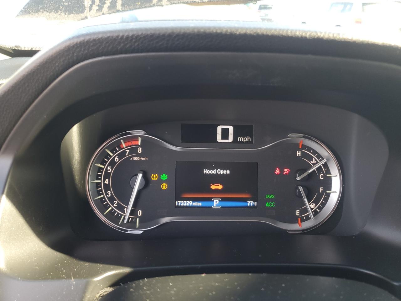 Honda Pilot Touring Image 12