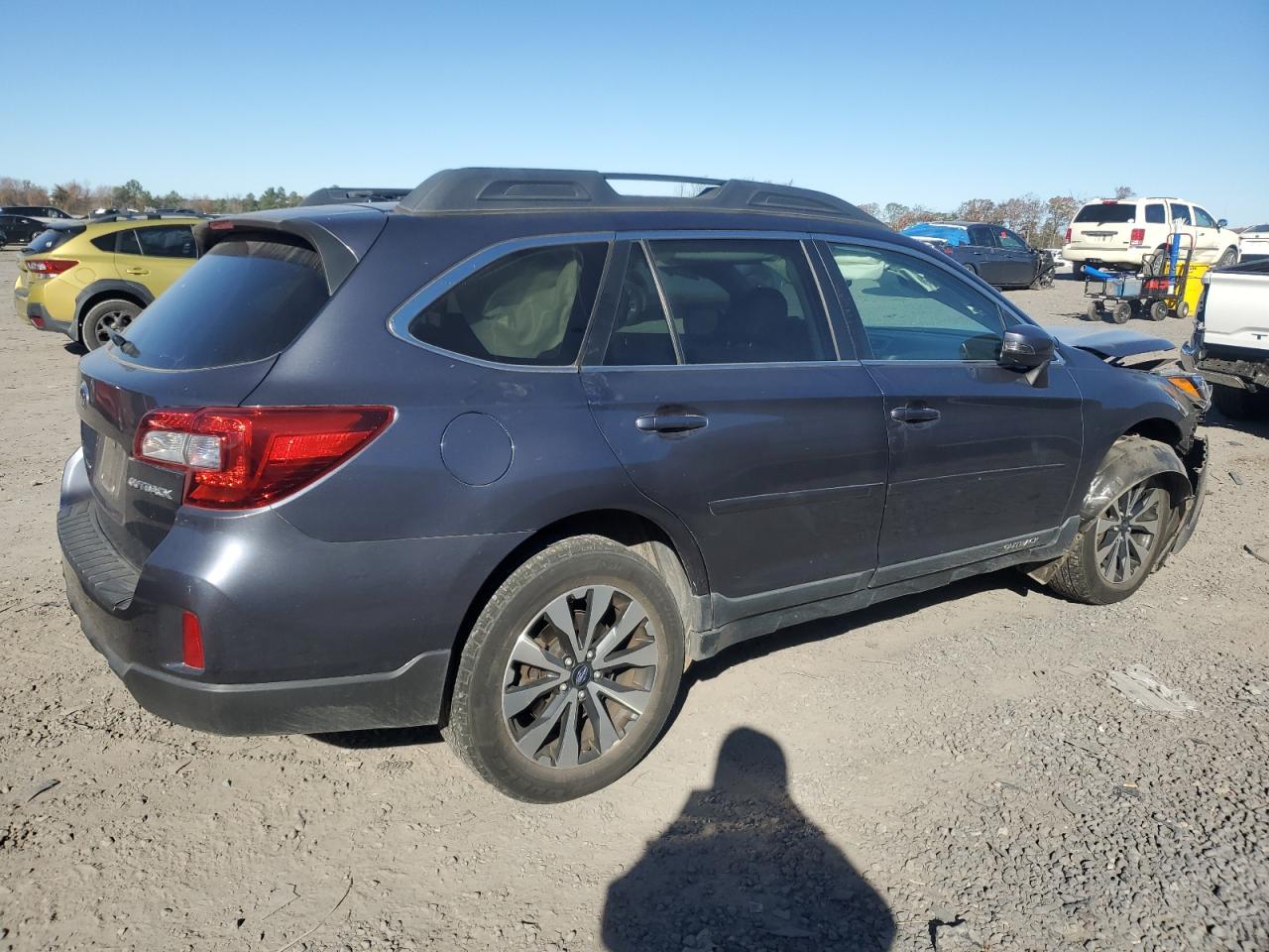 Subaru Outback 2.5i Limited Image 11