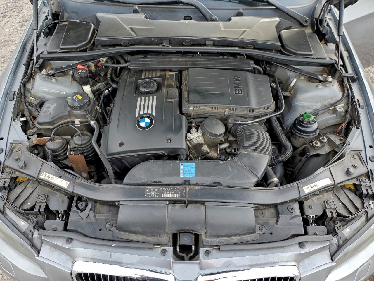 BMW 3 Series I Image 10