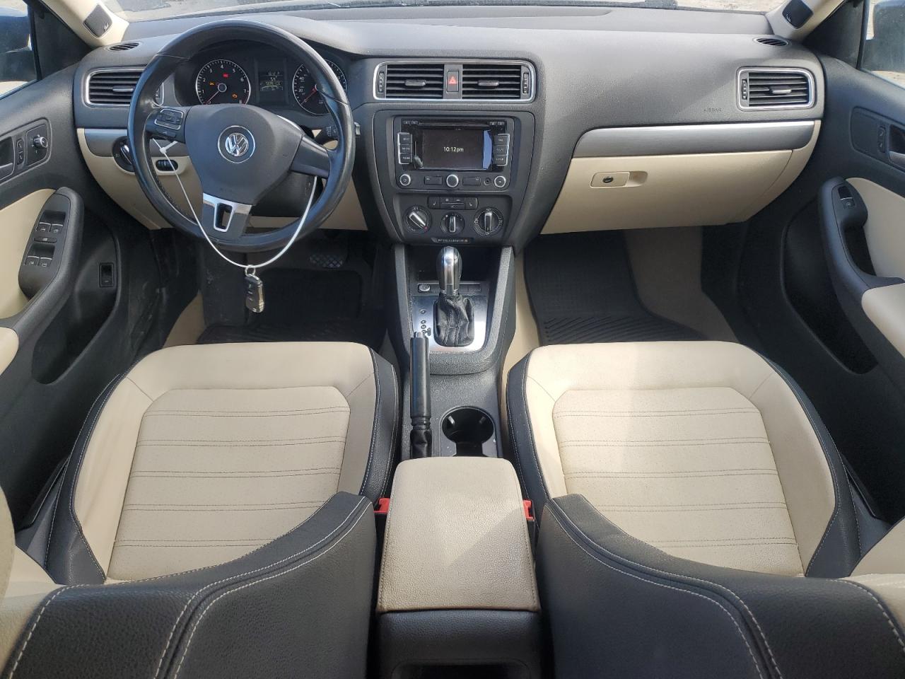 Volkswagen Jetta Sel Image 7