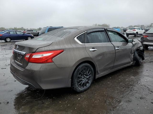 Nissan Altima 2.5 Image 8