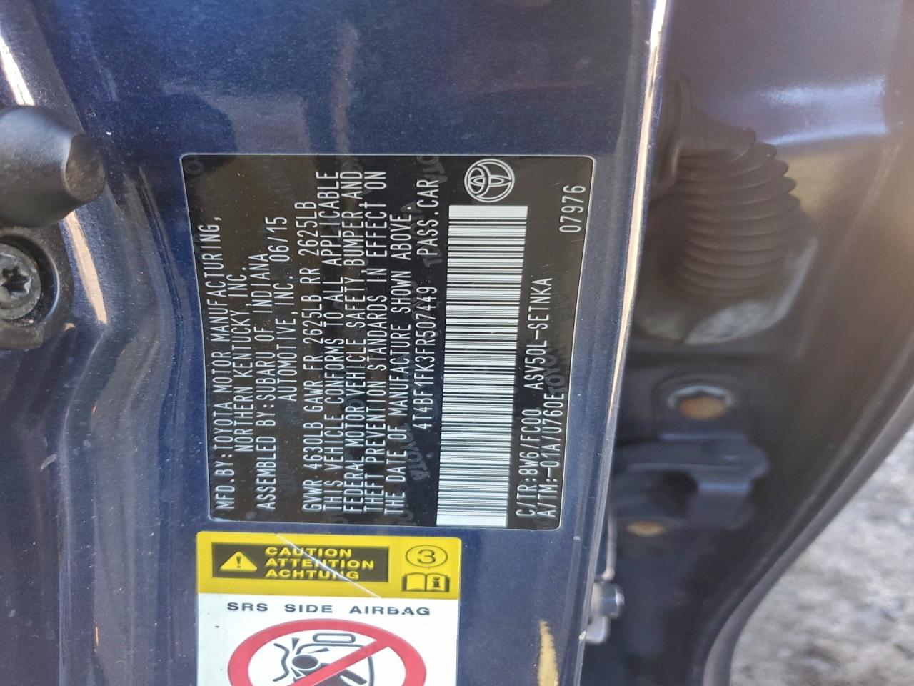 Toyota Camry Le Image 6