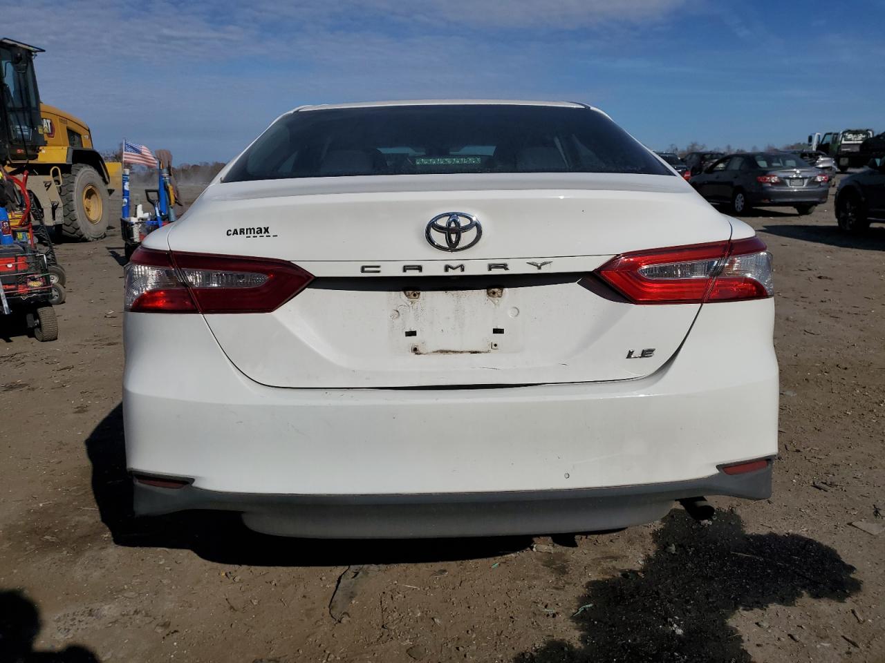 Toyota Camry L Image 6