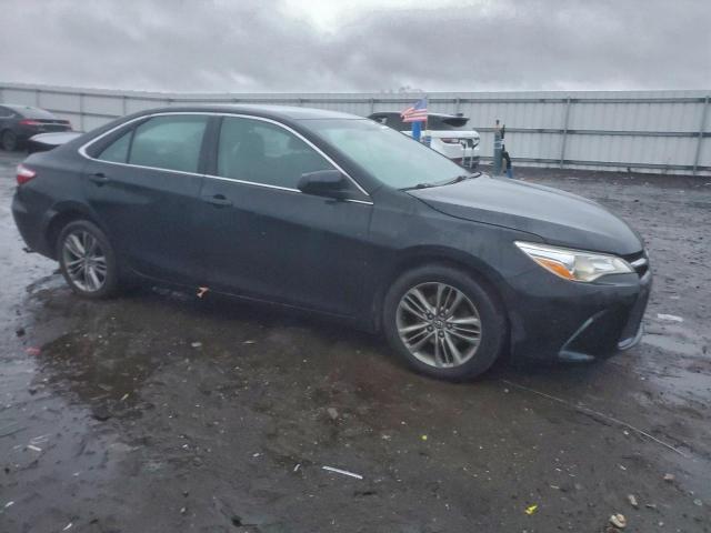 Toyota Camry Le Image 3