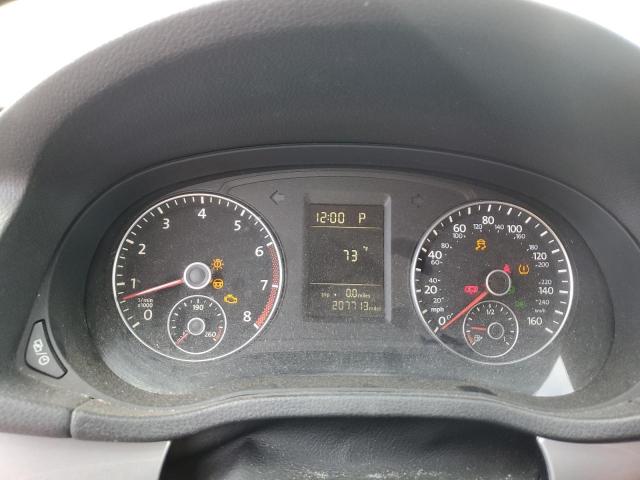 Volkswagen Passat S Image 12