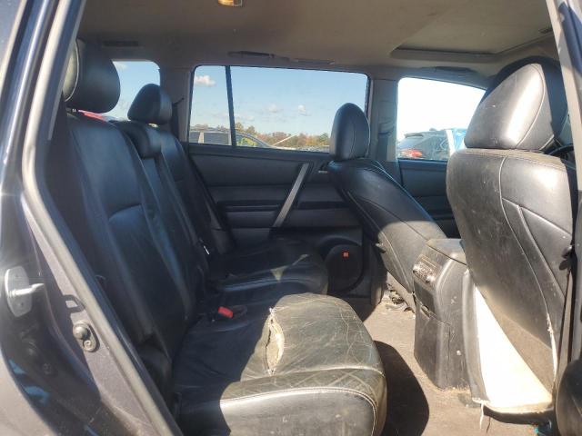 Toyota Highlander Base Image 5