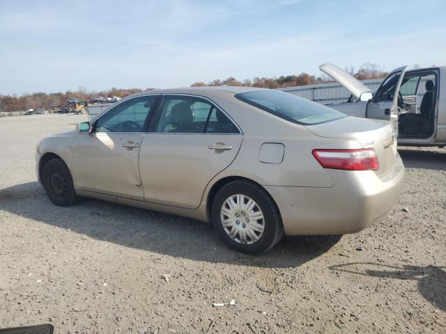 Toyota Camry Base Image 3