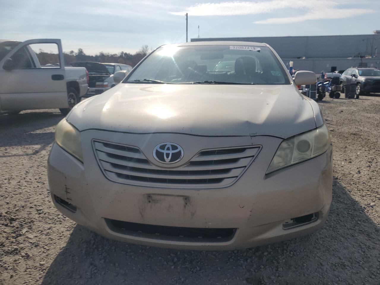 Toyota Camry Base Image 6