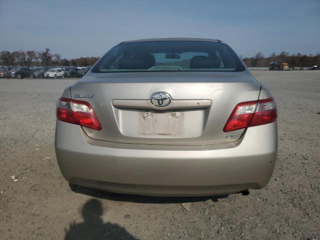 Toyota Camry Base Image 2