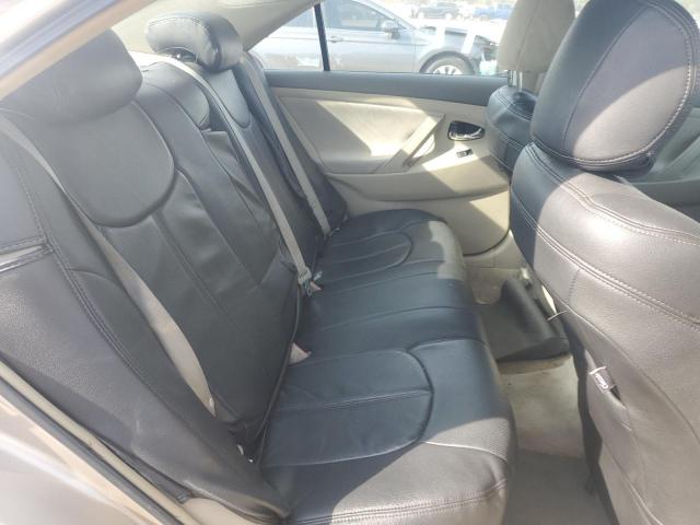 Toyota Camry Base Image 10