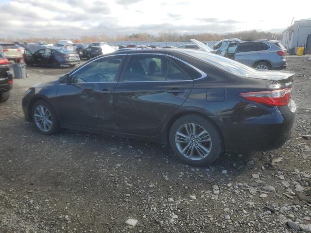 Toyota Camry Le Image 2