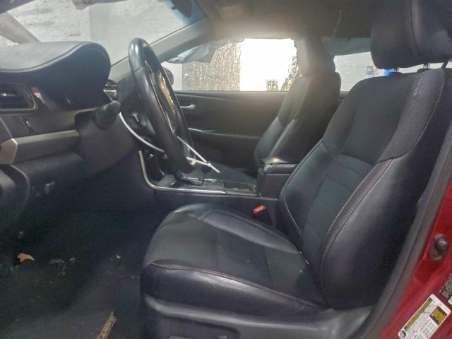 Toyota Camry Le Image 10