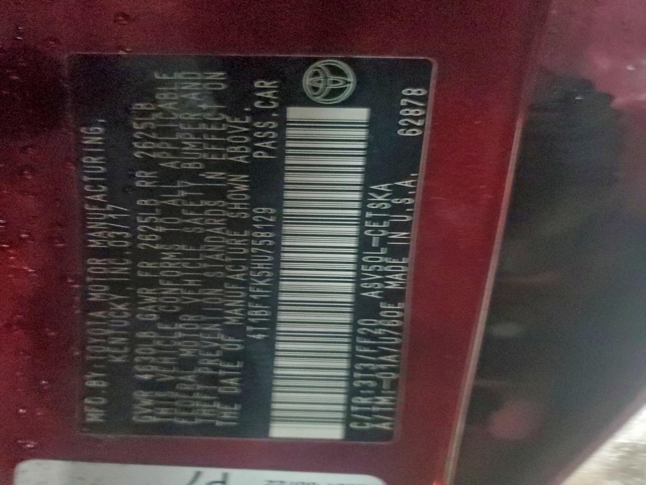 Toyota Camry Le Image 8