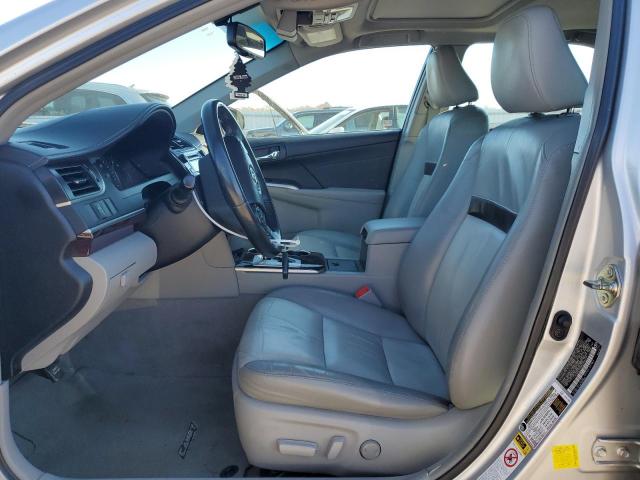 Toyota Camry L Image 10