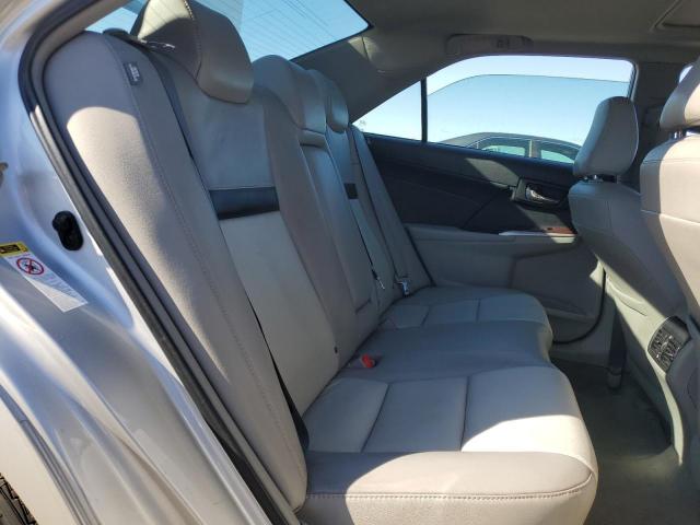 Toyota Camry L Image 3