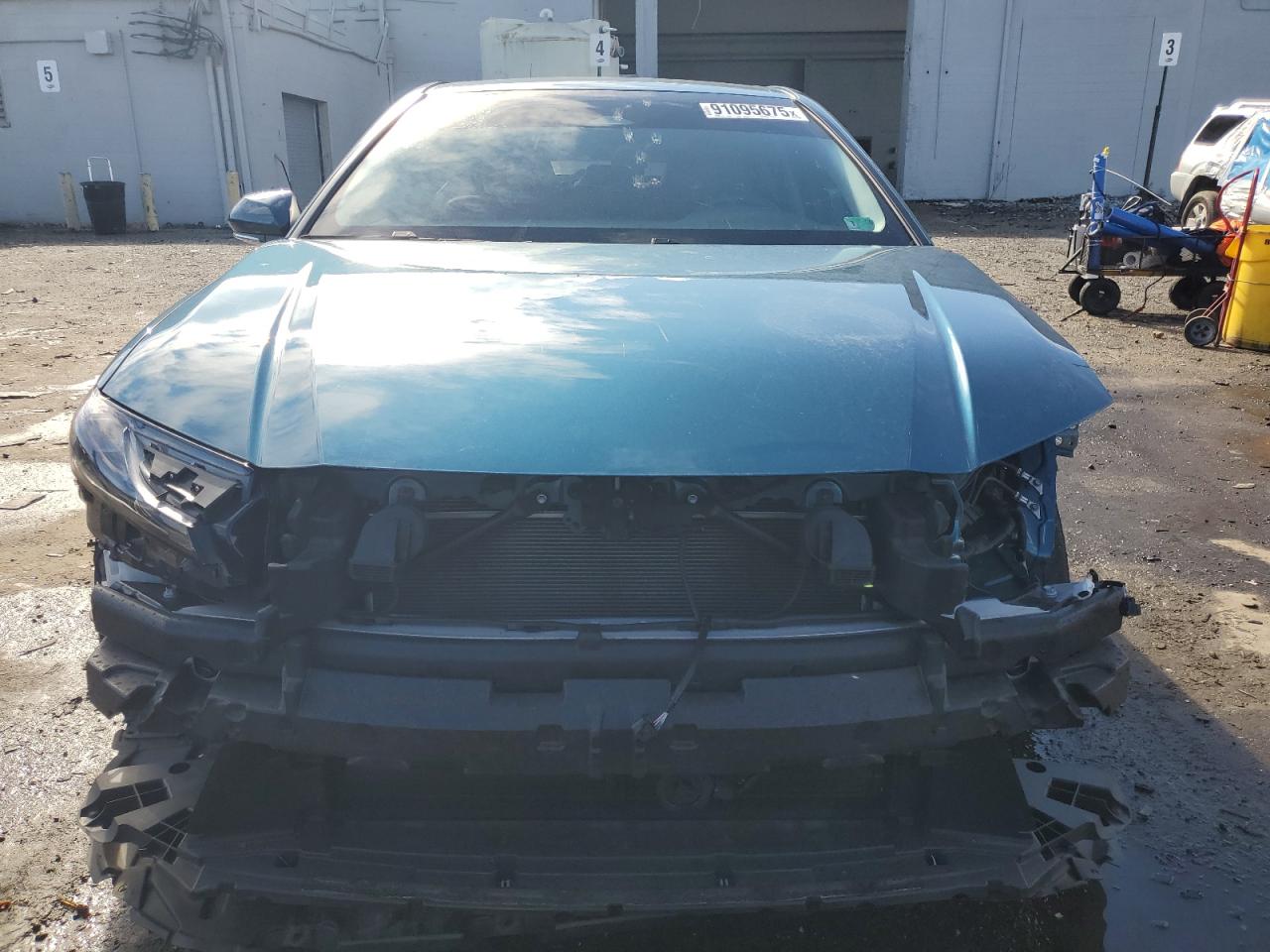 Toyota Camry Xse Image 9