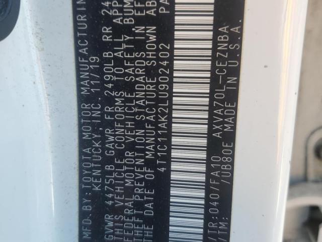 Toyota Camry Le Image 5