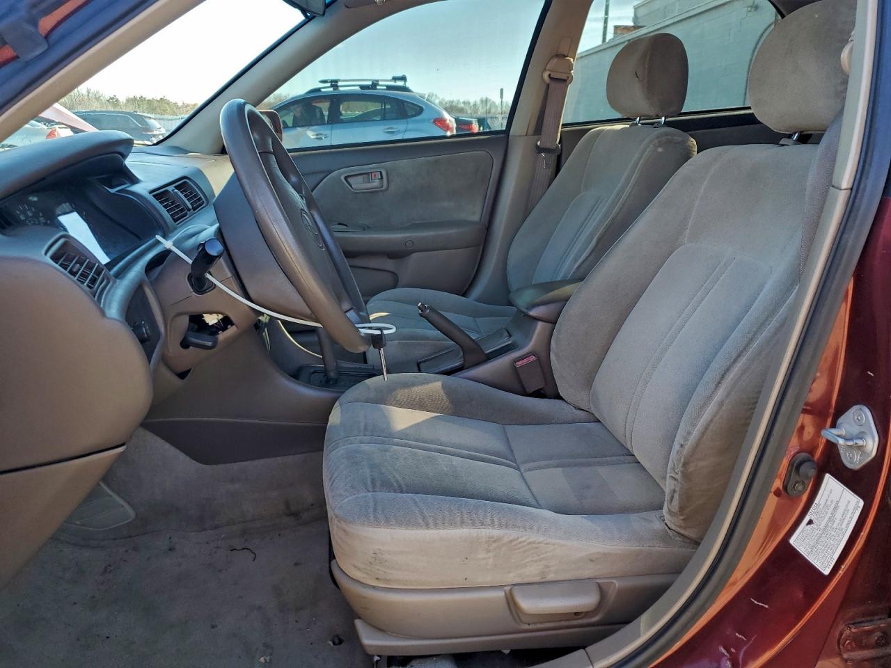 Toyota Camry Ce Image 11