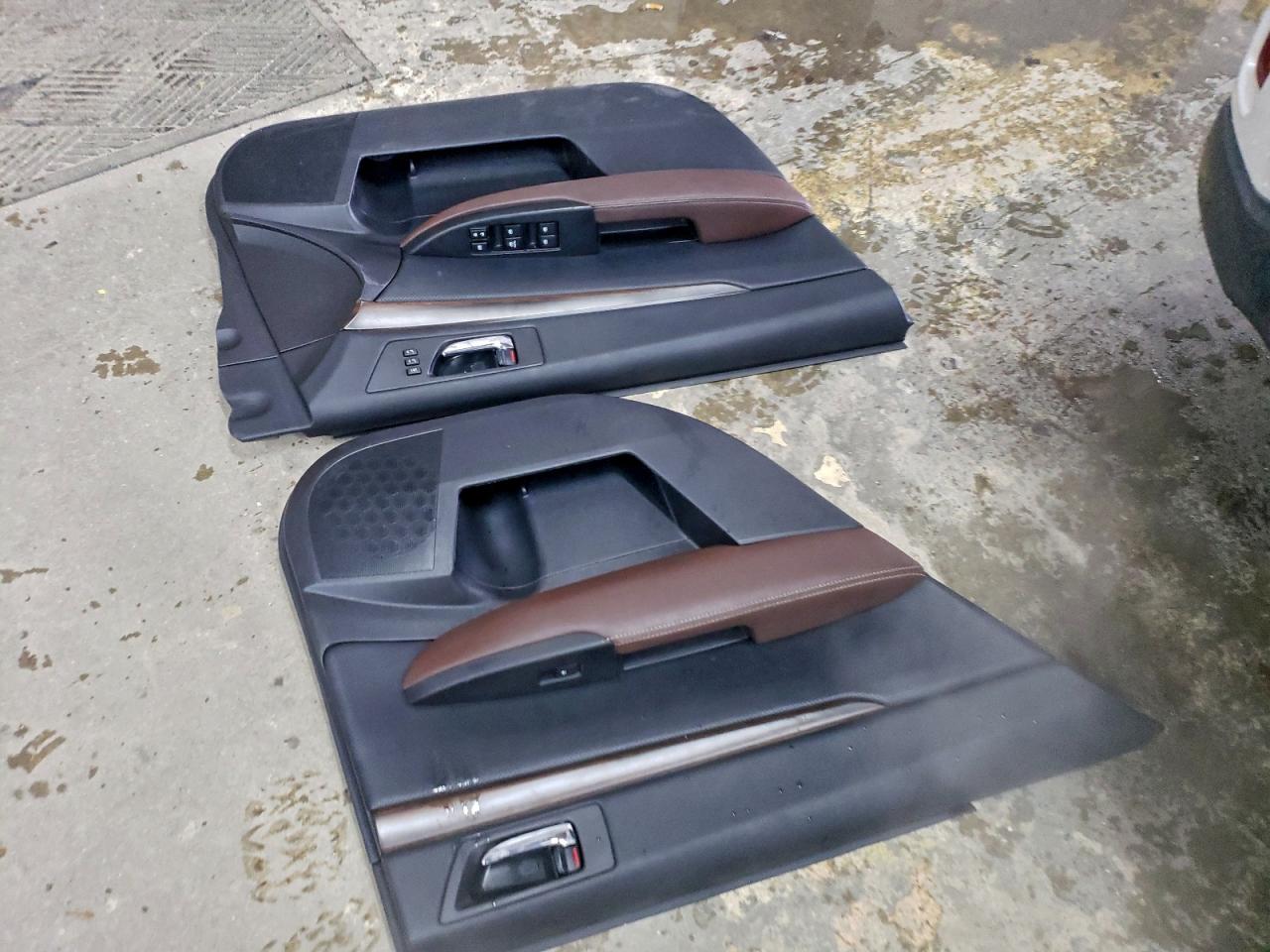 Subaru Outback 3.6r Limited Image 13