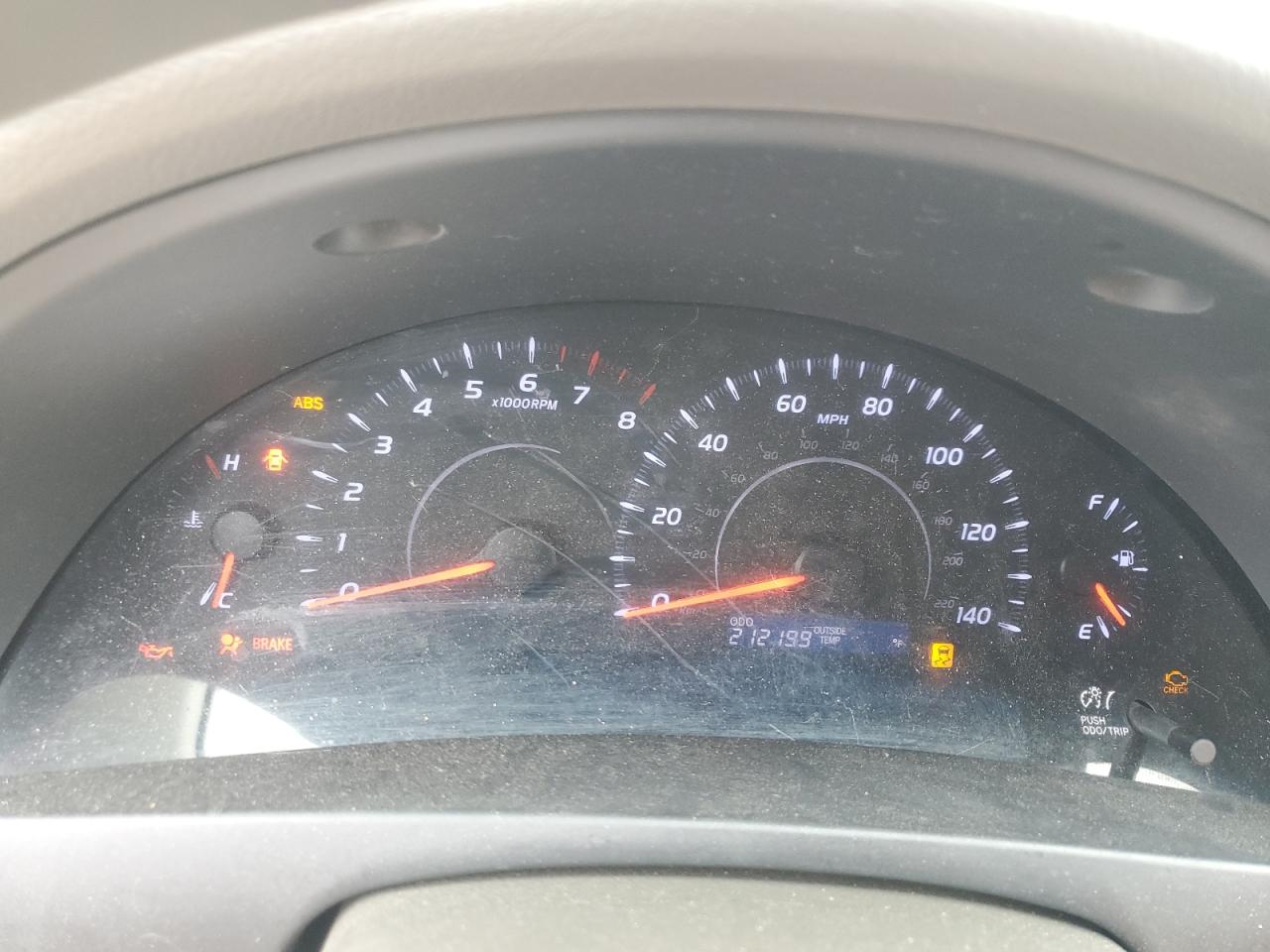 Toyota Camry Base Image 10