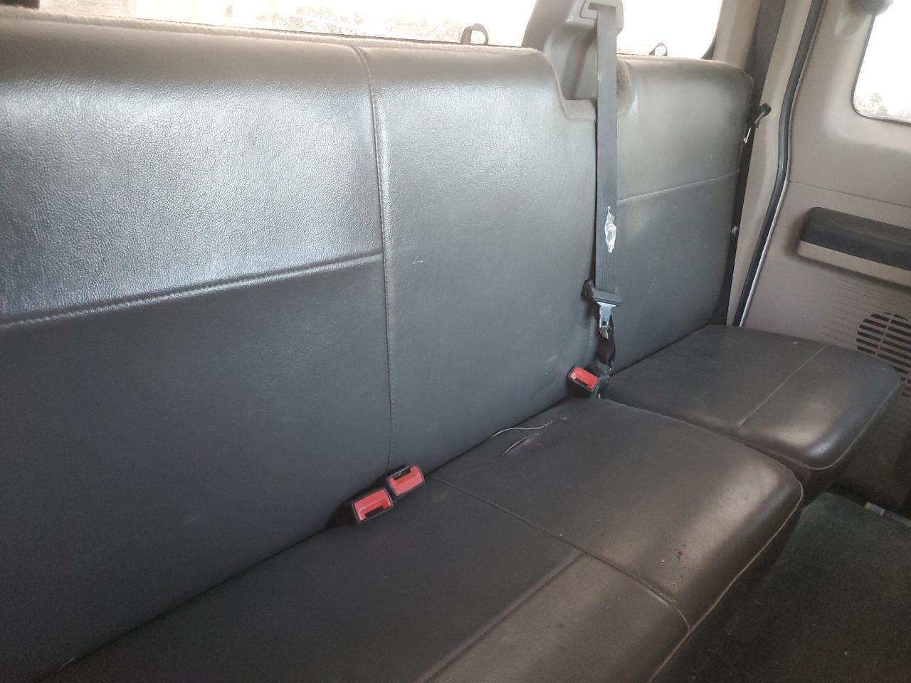 Ford F-250 Super Duty Image 11