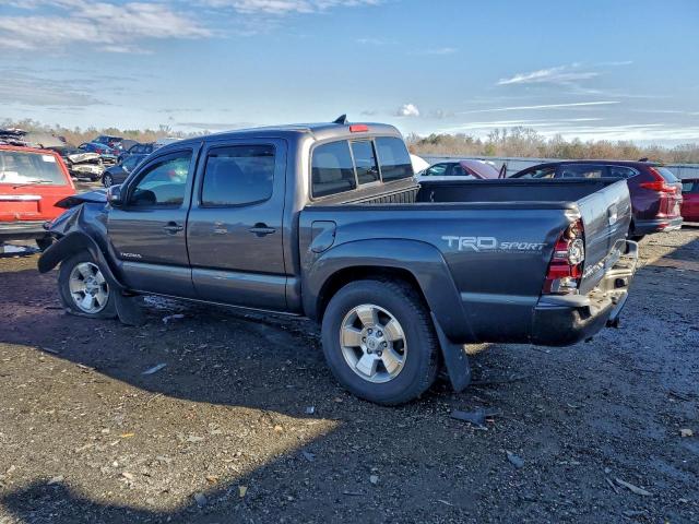 Toyota Tacoma Double Cab Image 3