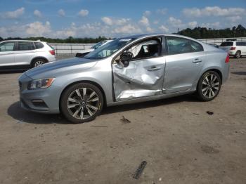  Salvage Volvo S60