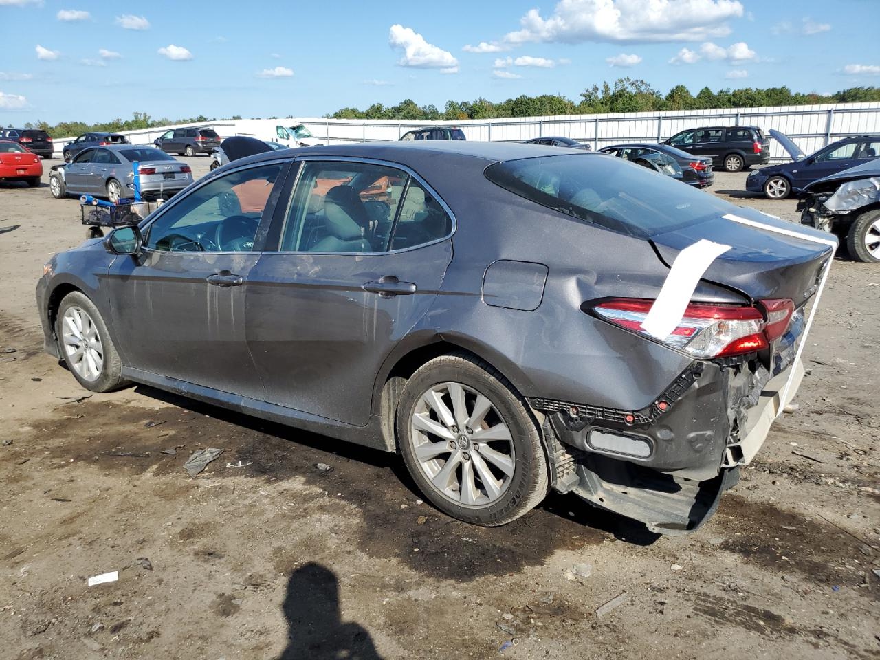 Toyota Camry L Image 5