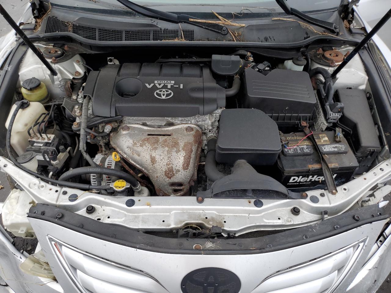 Toyota Camry Base Image 3