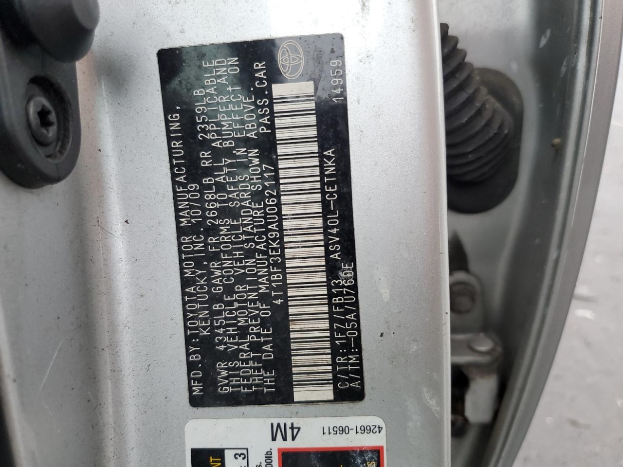 Toyota Camry Base Image 2